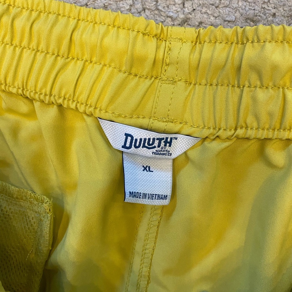 Duluth Men’s Pier Genius Unlined Yellow Swim Shorts NWT XL - Picture 3 of 8